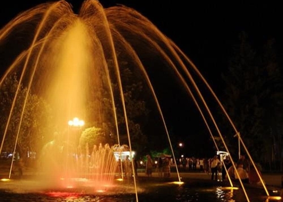 La fuente de acero inoxidable de 2 pulgadas DN50 equipa con inyector 3D el modelo Design