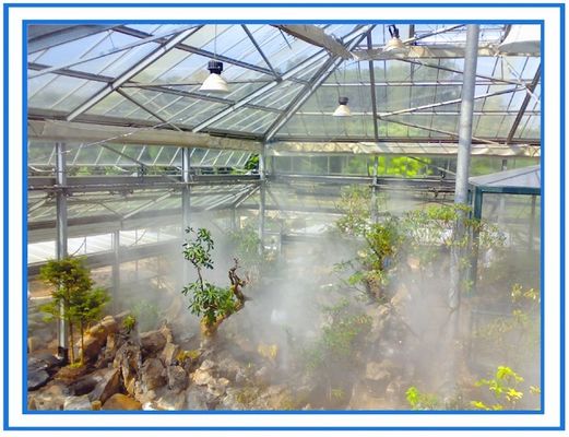 Boca al aire libre del agua de la niebla de la fuente 0.3m m del jardín