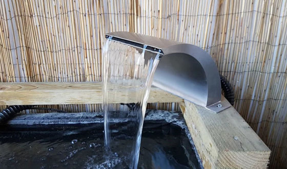 Jet de la cascada del acero inoxidable del soporte los 200cm de la pared