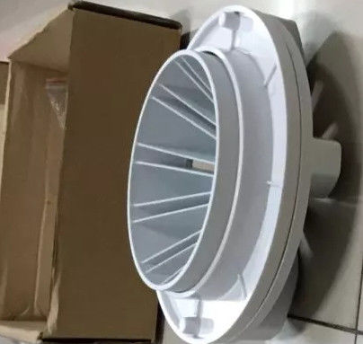 Devoluciones antis plásticas del agua de la piscina de Whirlpool