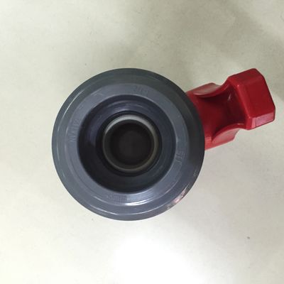 Vávula de bola negra de la unión del doble del rojo DN20 UPVC