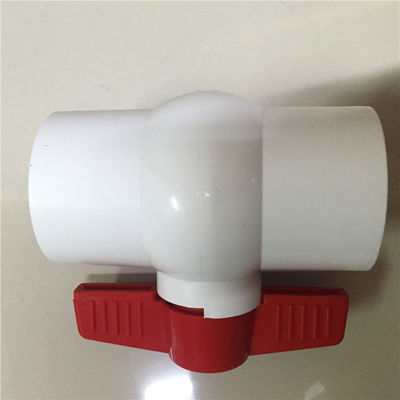 Vávula de bola comercial del tubo de agua del PVC de los accesorios de la piscina