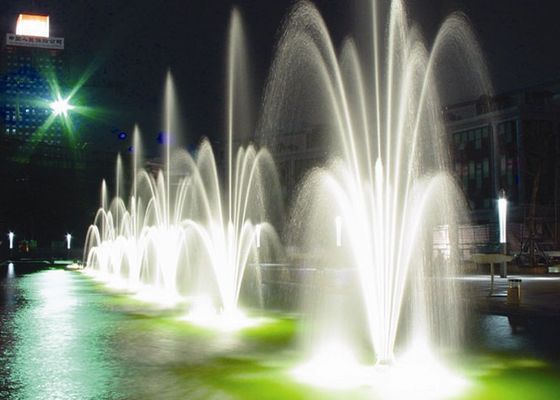 Las gradas de DN40 1,5" tres florecen las bocas de baile de la fuente