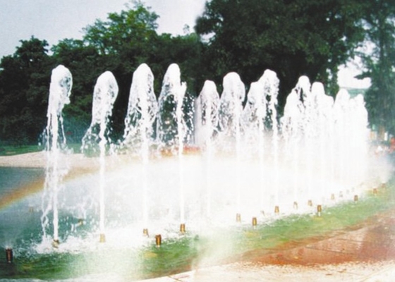 espray de baile espumoso de cobre amarillo de Jet Vertical Or Parabolic Water de la fuente 25m3/H
